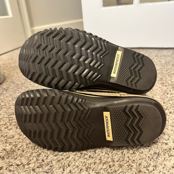 Sorel Joan of Arctic leather snow boots waterproof - size 7 - Picture 3 of 10